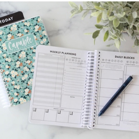 Jordan Page Capable Teen Planner (Floral) - Picture 4 of 9